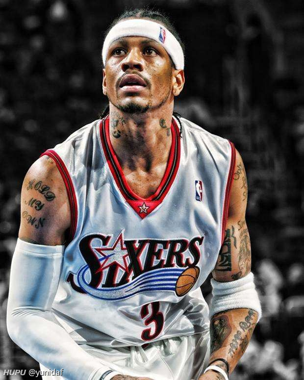 德里克·罗斯妻子晒一家合照庆圣诞！儿子PJ快和罗斯一般高了！（德里克·罗斯妻子晒圣诞全家福，儿子PJ身高逼近罗斯）