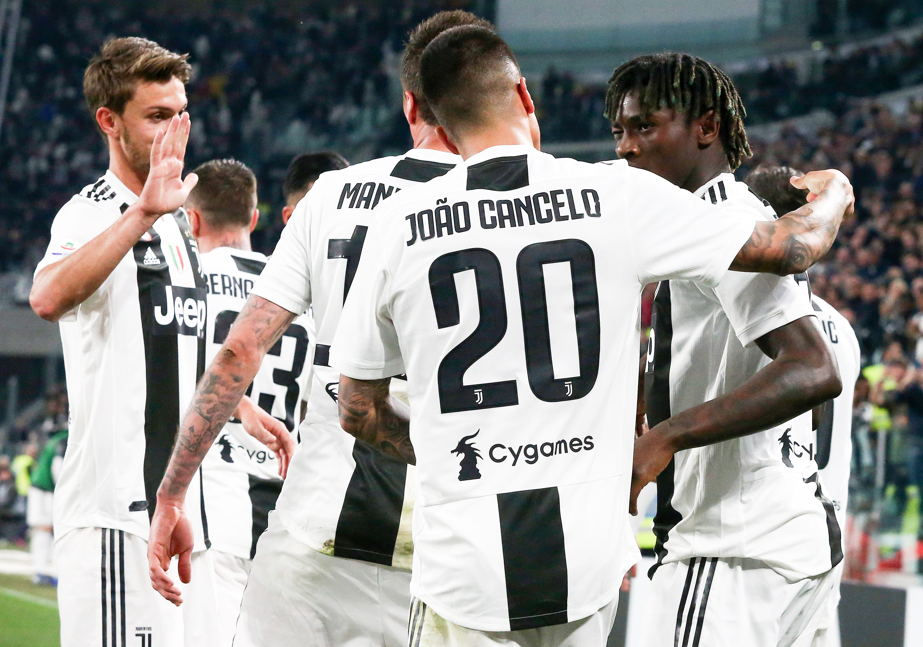 狄龙11中8，三分球5中3，高效表现独得22分5板3助（狄龙高效输出：11投8中、三分5中3，砍下22分5板3助）