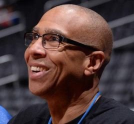 状态回暖！哈登全场投篮24中11，砍下27分4板9助3断（哈登手感复苏：24投11中贡献27分4篮板9助攻3抢断）