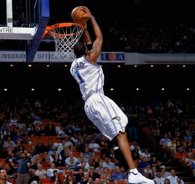 伦纳德：我当然可以轻松出手去拿40分，但我更想赢下比赛（伦纳德：砍40分不难，我更在乎赢球）