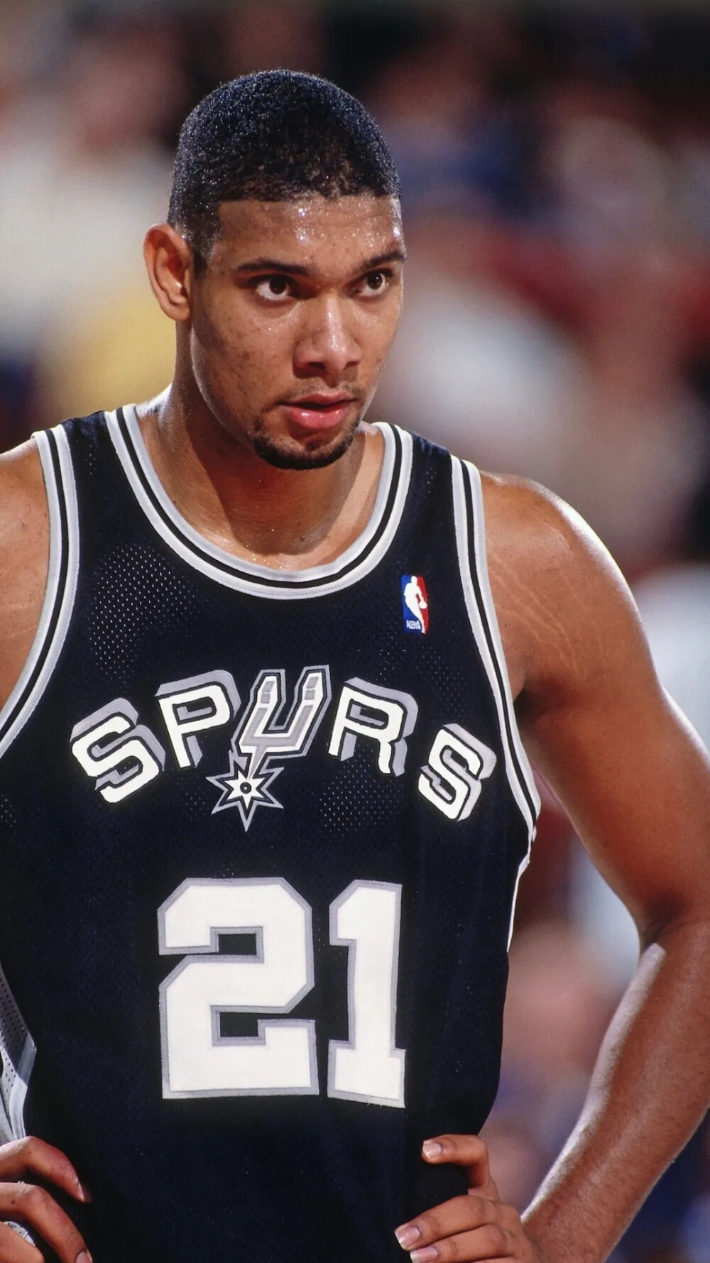 门将：兄弟，你别这样吓我（门将：哥们儿，别把我吓坏了）