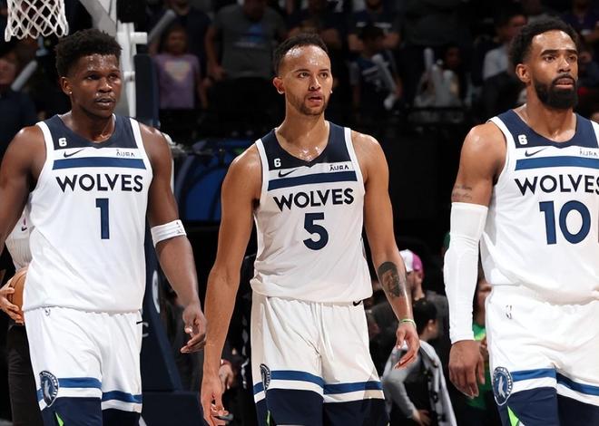 佳夫：上场机会不多让我决定离开米兰；希望米兰能拿联赛冠军（佳夫：出场时间有限促我告别米兰，仍盼米兰夺得联赛冠军）