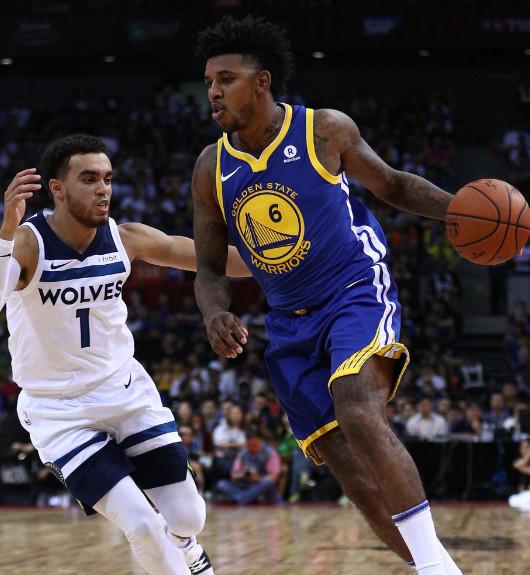 记者：莱奥周二接受核磁共振检查，结果显示无肌肉损伤（记者：莱奥周二核磁共振结果显示肌肉无伤）