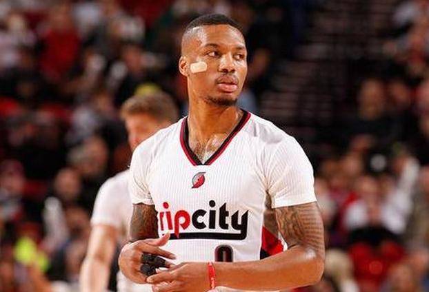 马雷斯卡：上半场我们在创造机会方面有点挣扎，下半场好多了（马雷斯卡：上半场机会创造不顺，下半场明显提升）